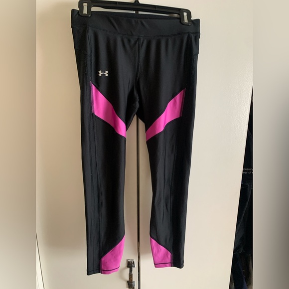 Under Armour HeatGear Ankle Crop Leggings size M - Picture 1 of 4